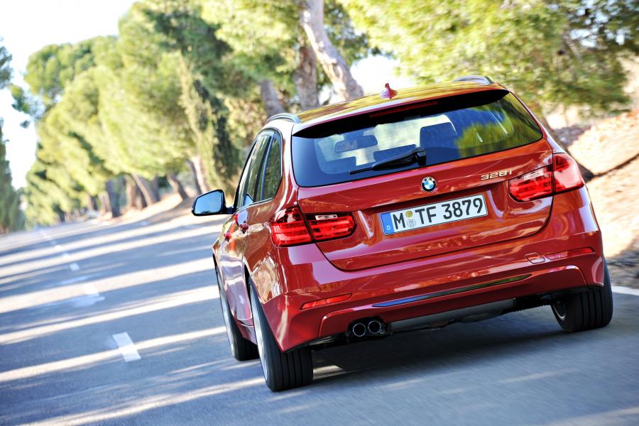  BMW 328i Touring Sport Line 2012 года  (фото 30 из 38)